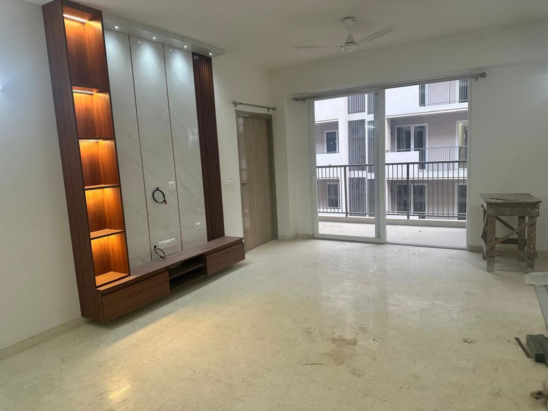 3 BHK for rent in Sector 93, Gurugram — semi-furnished — 1620 sq.ft — DLF Gardencity Enclave