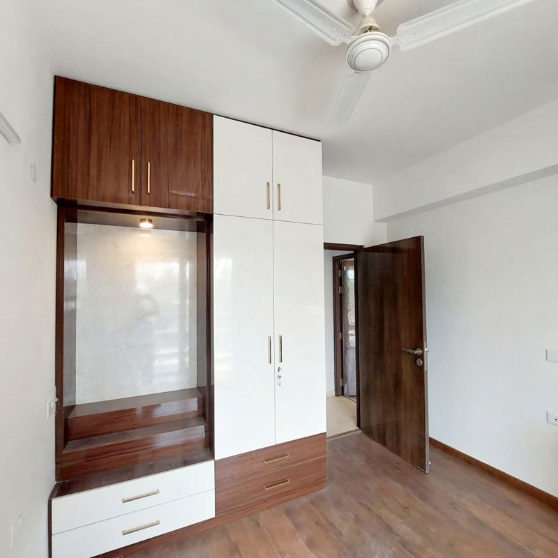 3 BHK for rent in Sector 93, Gurugram — semi-furnished — 1600 sq.ft — DLF Gardencity Enclave