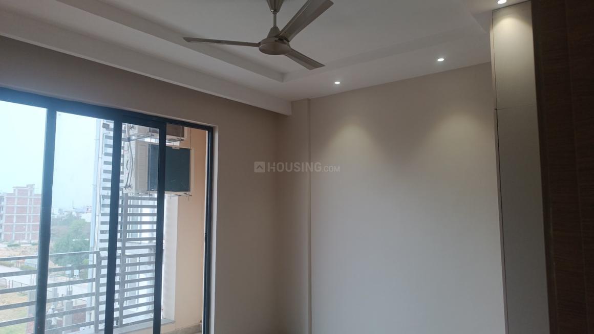 3 BHK for rent in Sector 93, Gurugram — semi-furnished — 1611 sq.ft — ROF Insignia Park