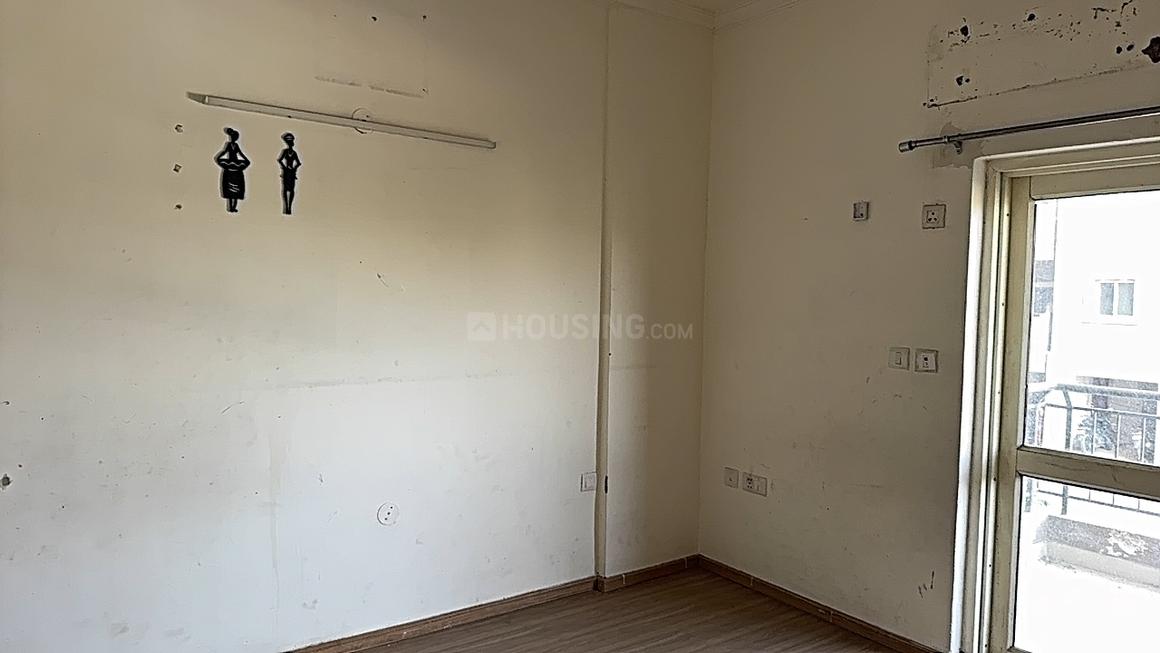 3 BHK for rent in Sector 95, Gurugram — semi-furnished — 1400 sq.ft — Ramprastha Shanti Vihar