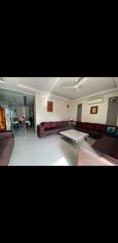 3 BHK for rent in Sector 99, Gurugram — semi-furnished — 1865 sq.ft — Pareena The Elite Residences
