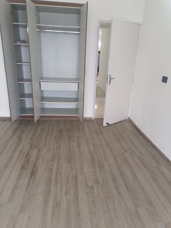 3 BHK for rent in Sector 99, Gurugram — semi-furnished — 1950 sq.ft — Pareena Express Heights