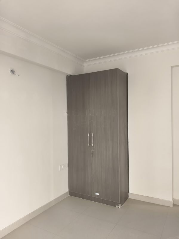 3 BHK for rent in Sector 99, Gurugram — semi-furnished — 3000 sq.ft — Pareena The Elite Residences