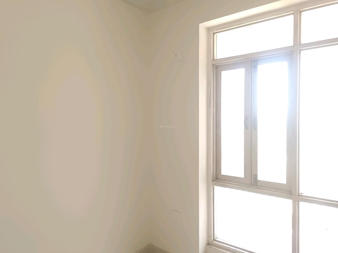 3 BHK for rent in Sector 99, Gurugram — semi-furnished — 1865 sq.ft — Pareena Express Heights