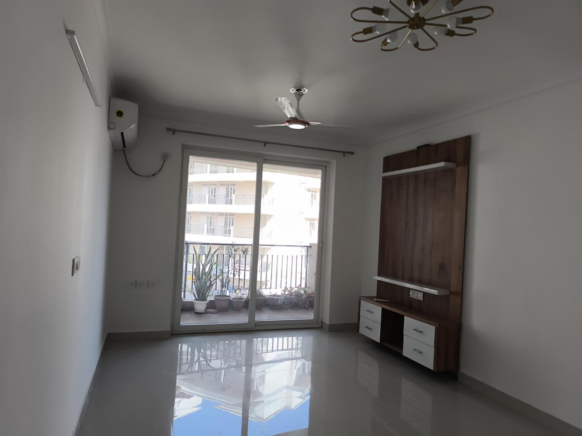 3 BHK for rent in Sector 99, Gurugram — semi-furnished — 1770 sq.ft — Cosmos Express 99
