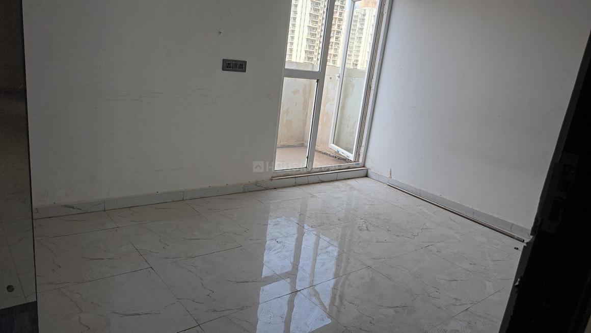 3 BHK for rent in Sector 99, Gurugram — semi-furnished — 800 sq.ft — Pivotal Riddhi Siddhi