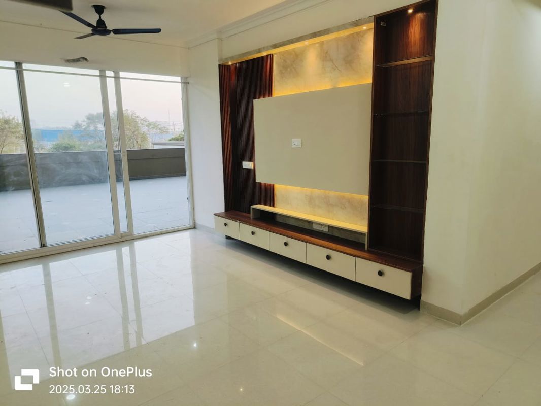 3 BHK for rent in Sector 99a, Gurugram — semi-furnished — 2585 sq.ft — Pareena Coban Residences