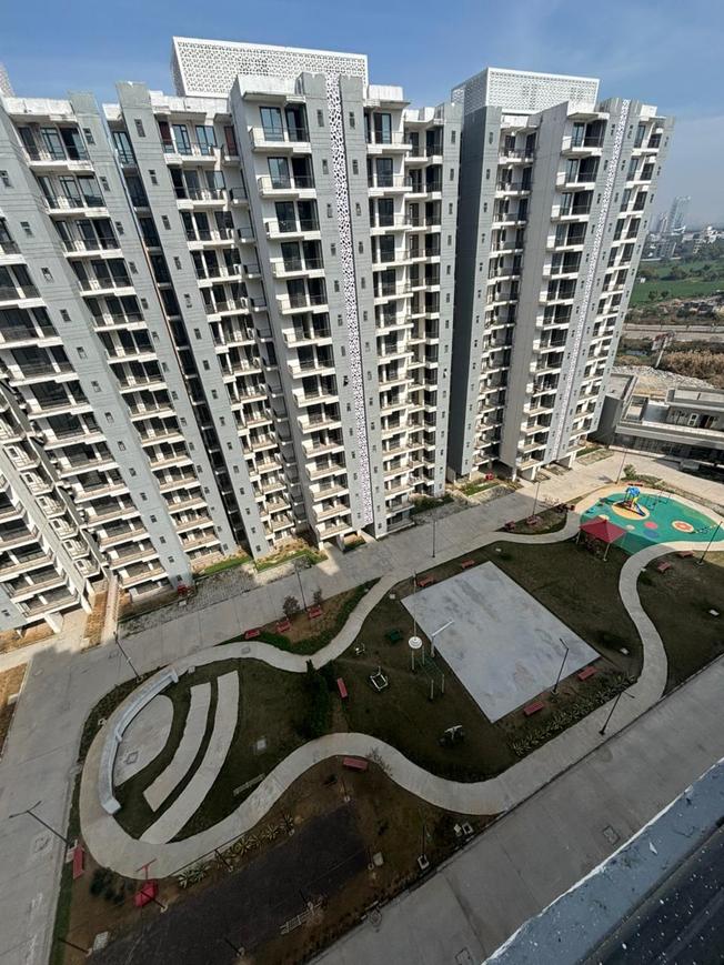 3 BHK for rent in Sector 99A, Gurugram — unfurnished — 900 sq.ft — Habitat Prime