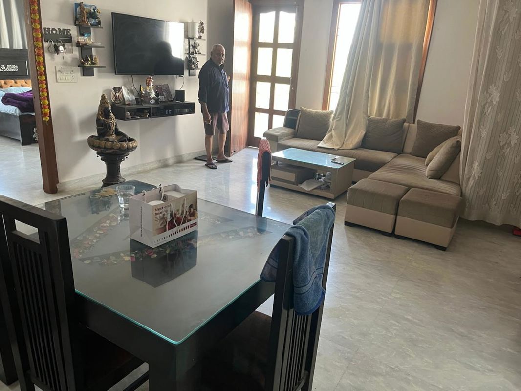 3 BHK for rent in Sector 9a, Gurugram — semi-furnished — 2350 sq.ft