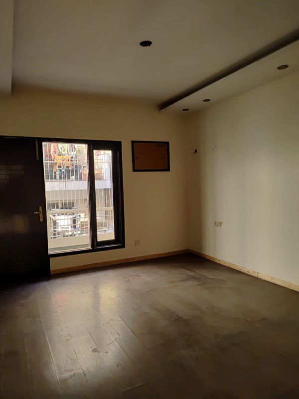 3 BHK for rent in Sohna Sector 35, Gurugram — furnished — 1500 sq.ft — NKV Golden Avenue