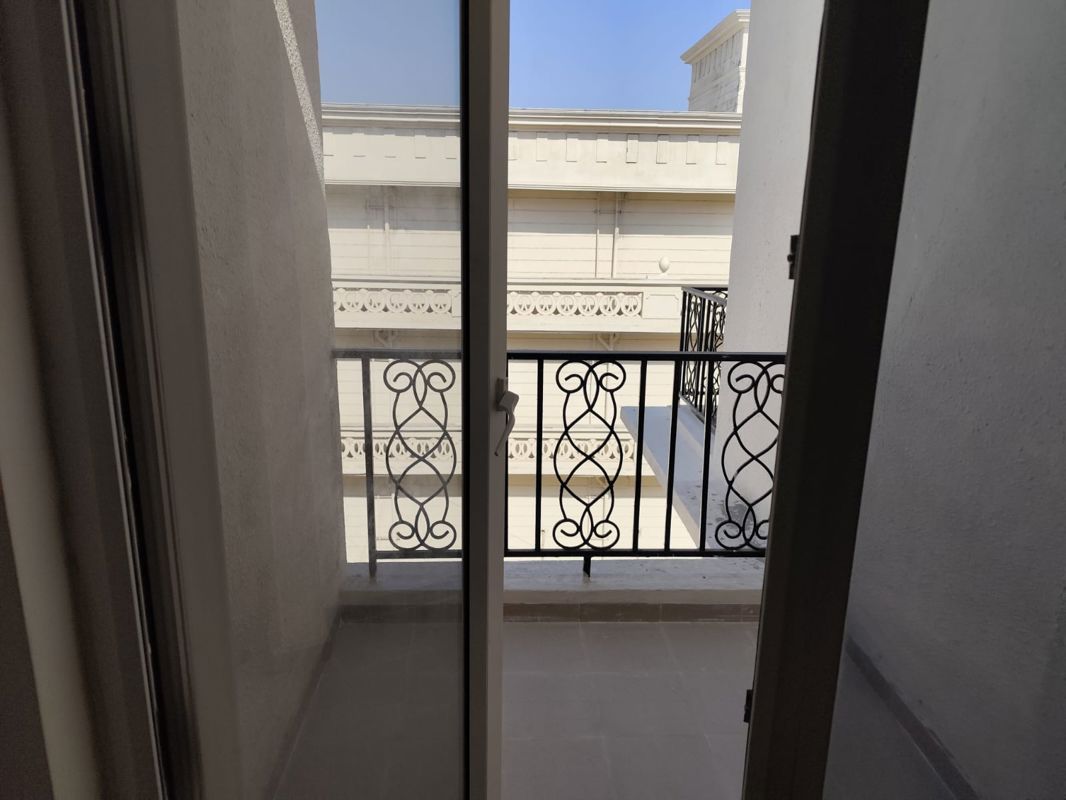 3 BHK for rent in Sohna Sector 36, Gurugram — semi-furnished — 920 sq.ft — Signature Global Park