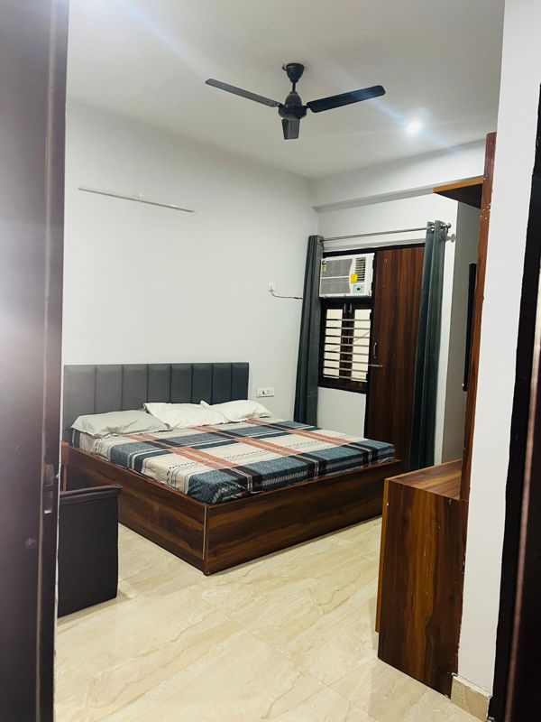 3 BHK for rent in South City 1, Gurugram — furnished — 300 sq.ft