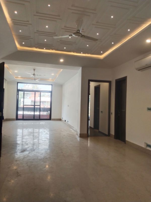 3 BHK for rent in South City 1, Gurugram — semi-furnished — 2750 sq.ft