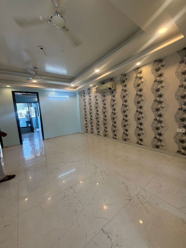 3 BHK for rent in South City 1, Gurugram — semi-furnished — 2000 sq.ft