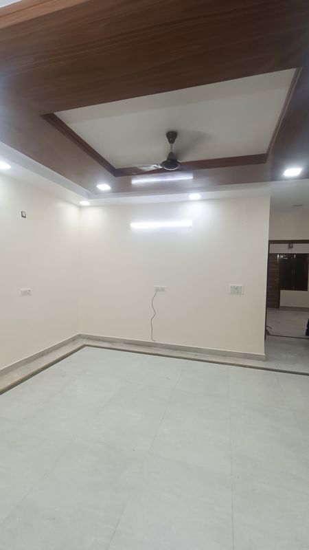 3 BHK for rent in South City 2, Gurugram — semi-furnished — 1950 sq.ft