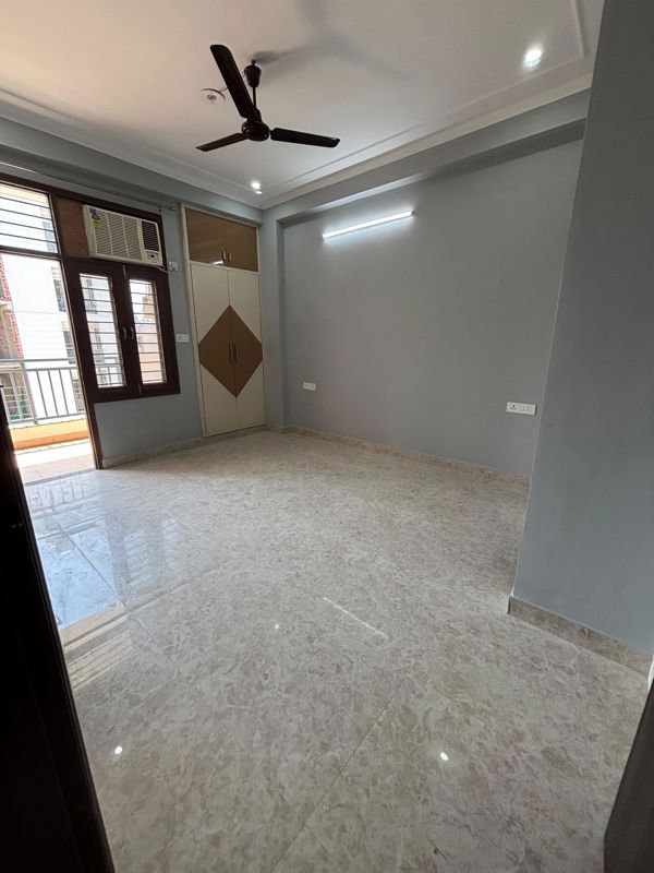 3 BHK for rent in Sushant Lok Iii, Gurugram — semi-furnished — 2150 sq.ft