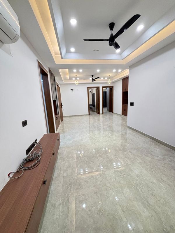 3 BHK for rent in Sushant Lok Iii, Gurugram — semi-furnished — 1836 sq.ft