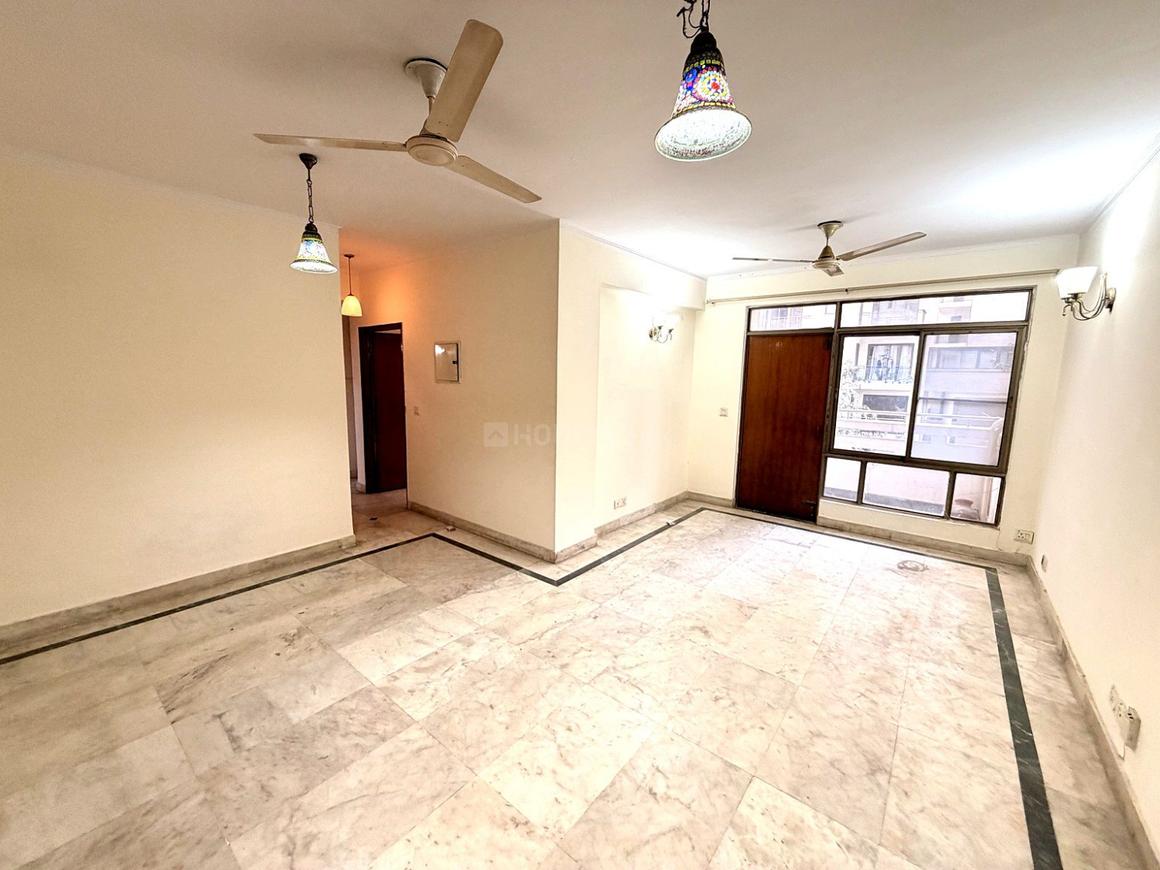 3 BHK for rent in Sushant Lok Phase 1, Gurugram — semi-furnished — 1951 sq.ft — Suncity Essel Towers
