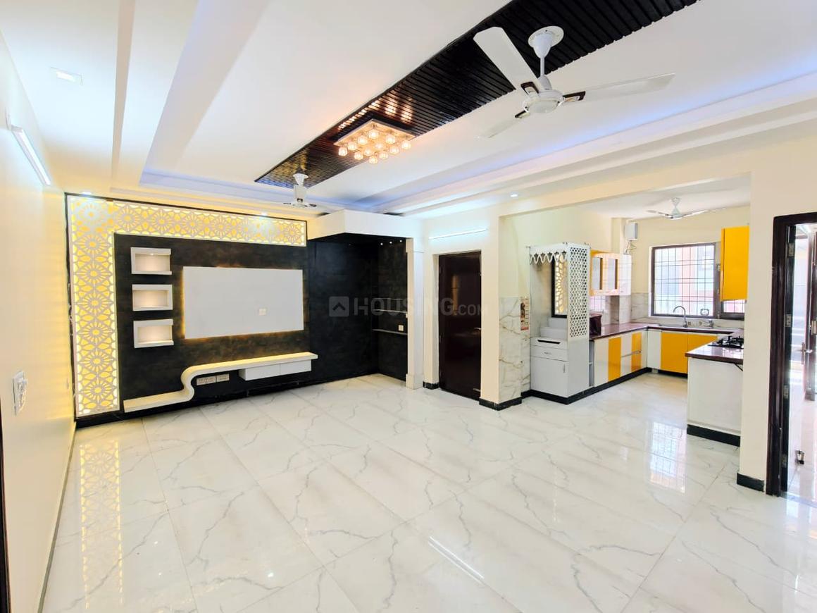 3 BHK for rent in Sushant Lok Phase 1, Gurugram — semi-furnished — 1200 sq.ft