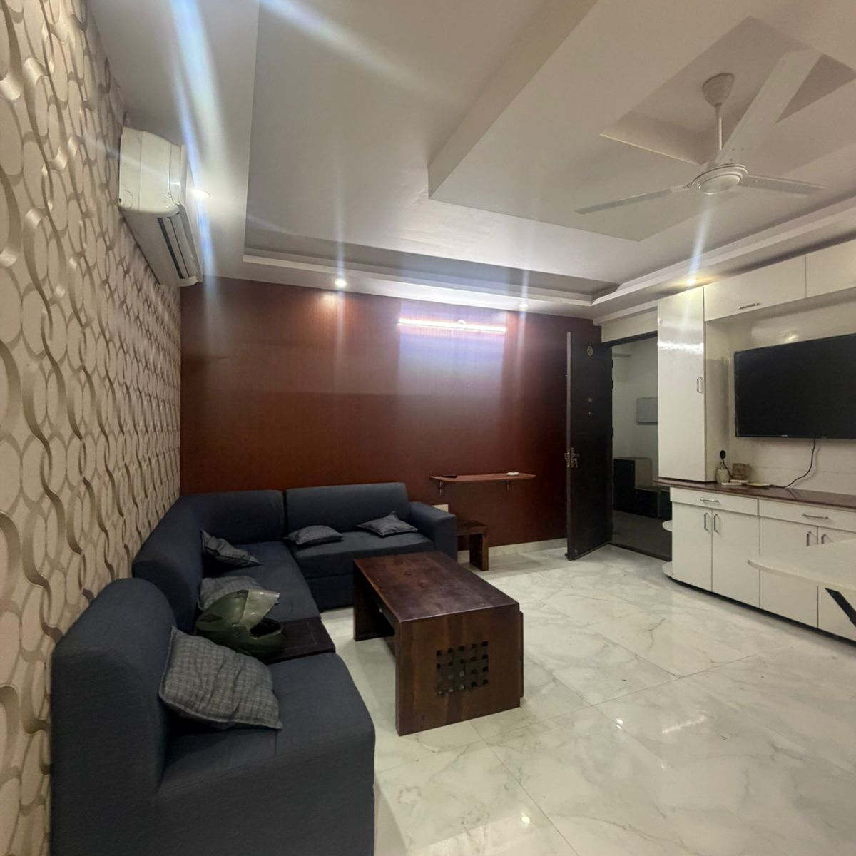 3 BHK for rent in Vijay Vihar, Gurugram — furnished — 1200 sq.ft — Luxury Villa