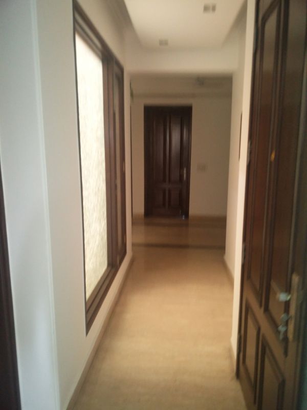 4 BHK for rent in Dlf City Phase 3, Gurugram — unfurnished — 400 sq.ft