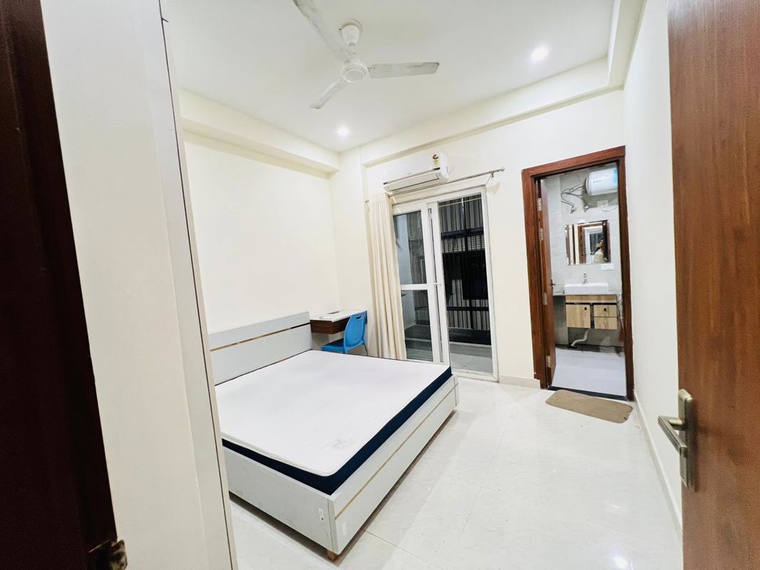 4 BHK for rent in Dlf Cyber City, Gurugram — furnished — 2250 sq.ft