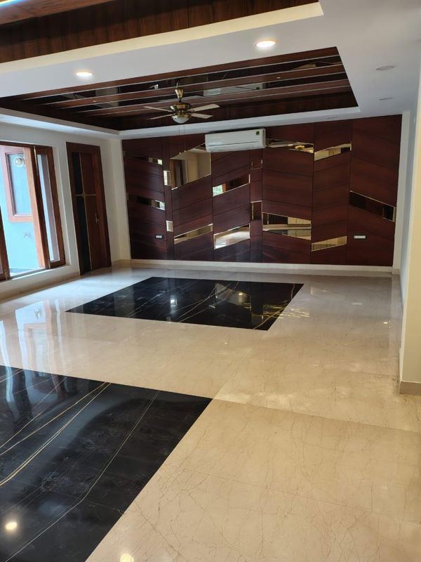 4 BHK for rent in Dlf Cyber City, Gurugram — semi-furnished — 500 sq.ft