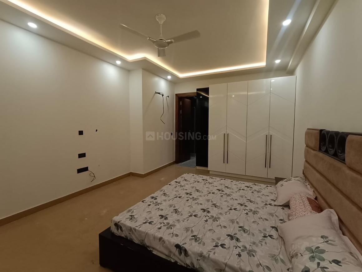 4 BHK for rent in DLF Phase 1, Gurugram — semi-furnished — 2000 sq.ft