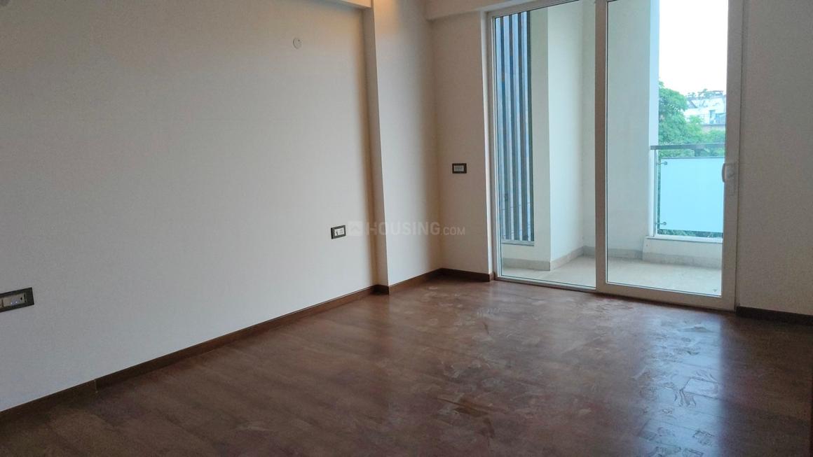 4 BHK for rent in DLF Phase 1, Gurugram — semi-furnished — 3600 sq.ft