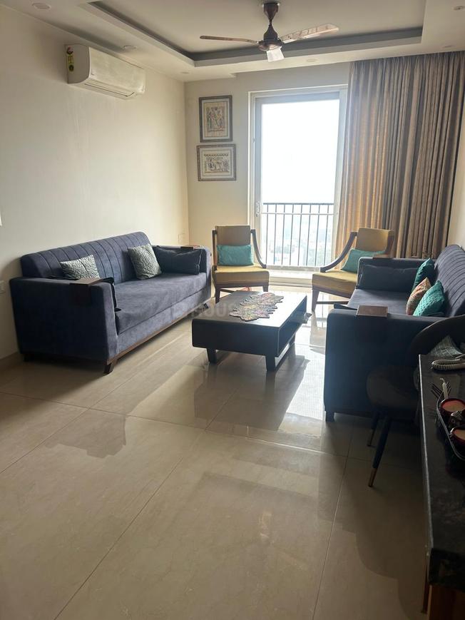 4 BHK for rent in DLF Phase 2, Gurugram — semi-furnished — 1765 sq.ft — DLF Oakwood Estate