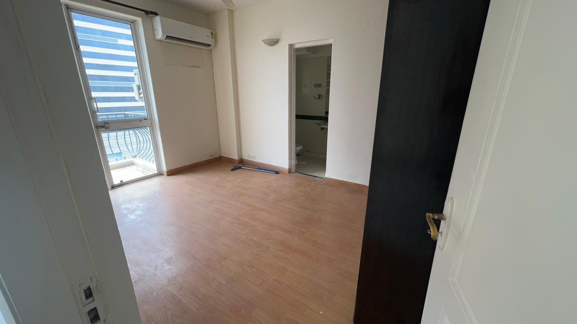 4 BHK for rent in DLF Phase 2, Gurugram — semi-furnished — 1750 sq.ft — DLF Belvedere Park