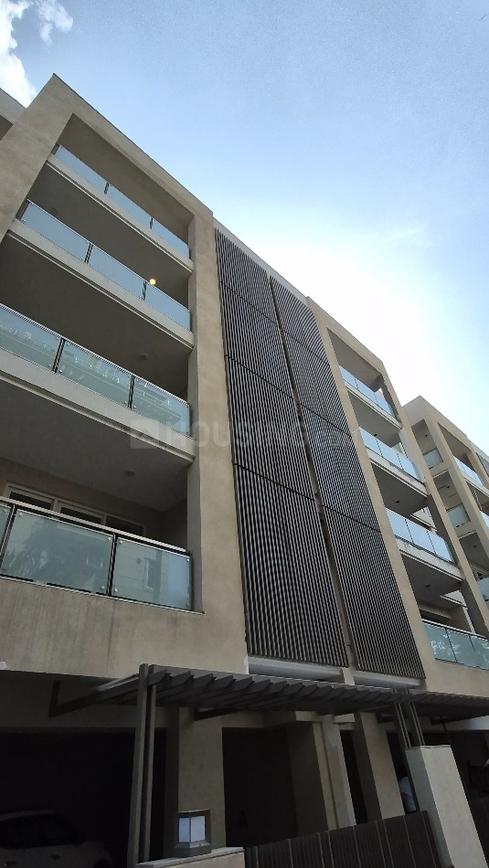 4 BHK for rent in DLF Phase 3, Gurugram — semi-furnished — 2430 sq.ft — DLF Independent Floors