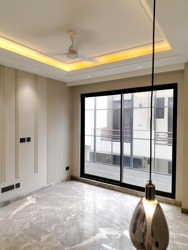 4 BHK for rent in DLF Phase 4, Gurugram — semi-furnished — 2844 sq.ft — Independent Floors At DLF City Phase IV
