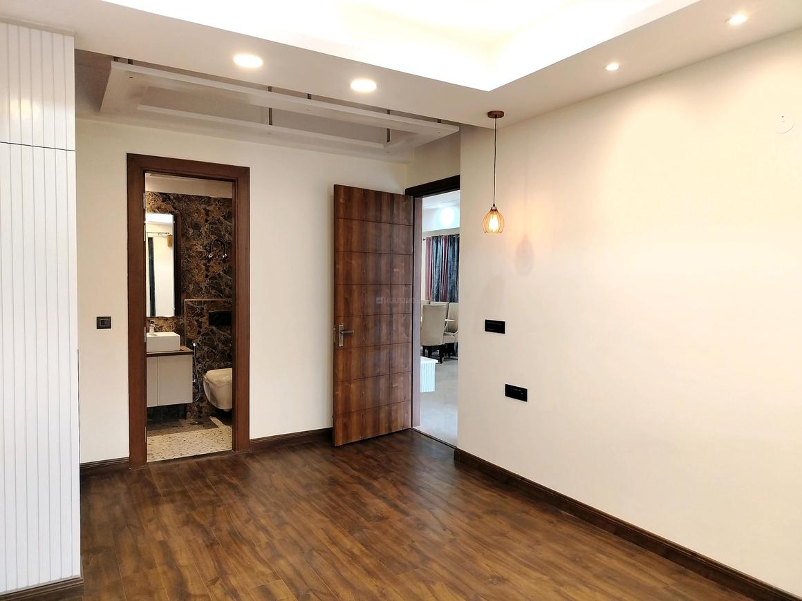 4 BHK for rent in DLF Phase 4, Gurugram — semi-furnished — 3150 sq.ft — Independent Floors At DLF City Phase IV