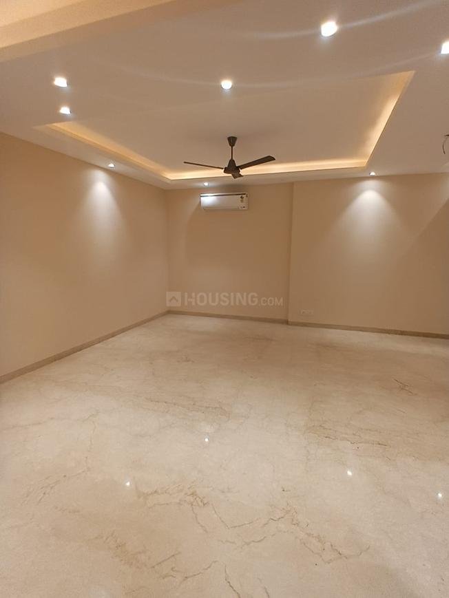 4 BHK for rent in DLF Phase 5, Gurugram — semi-furnished — 2430 sq.ft — DLF The Grove