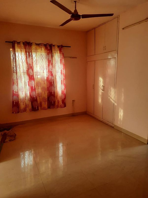 4 BHK for rent in Dlf Phase I, Gurugram — unfurnished — 300 sq.ft