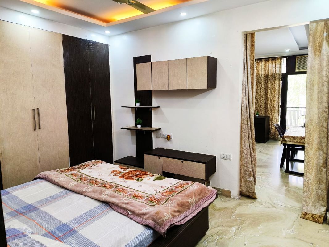 4 BHK for rent in Dlf Phase ii, Gurugram — furnished — 200 sq.ft