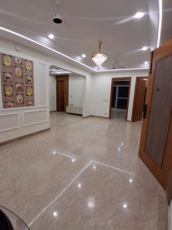 4 BHK for rent in Dlf Phase ii, Gurugram — semi-furnished — 3000 sq.ft