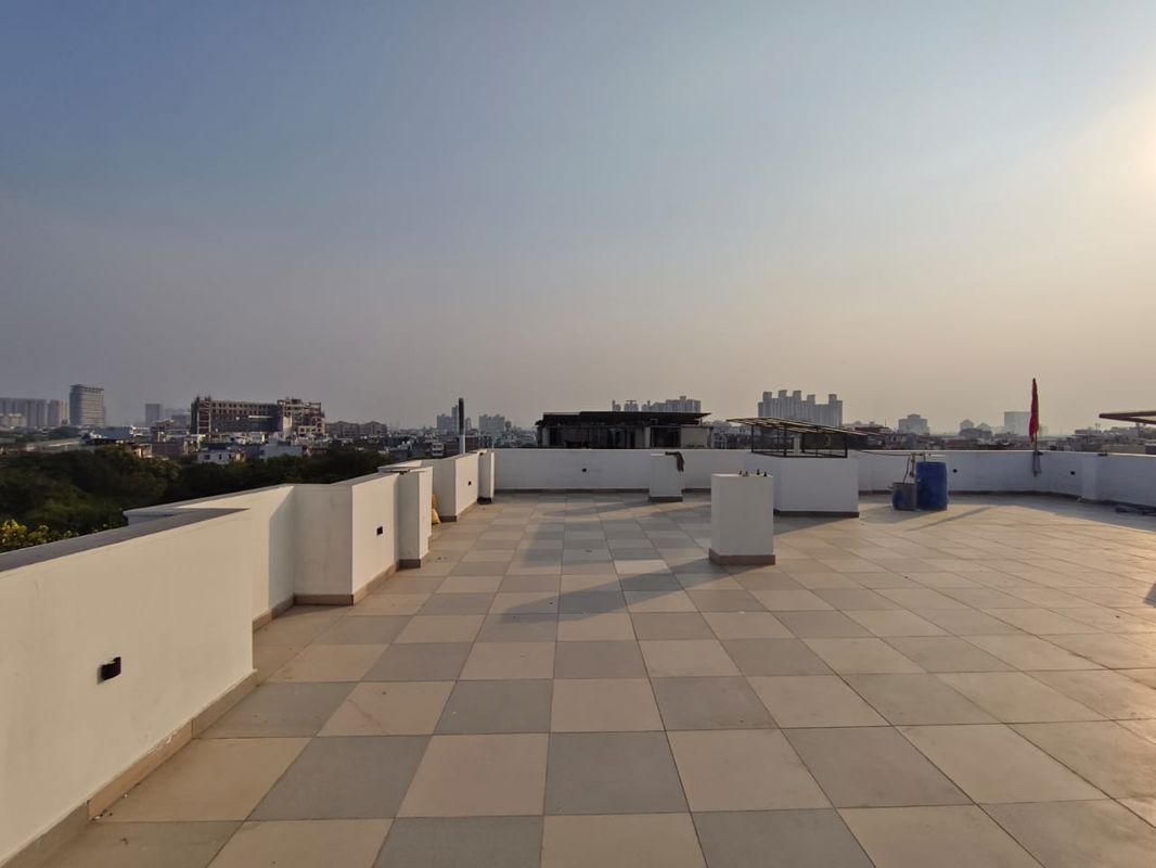 4 BHK for rent in Dlf Phase iv, Gurugram — furnished — 400 sq.ft — DLF City Phase IV