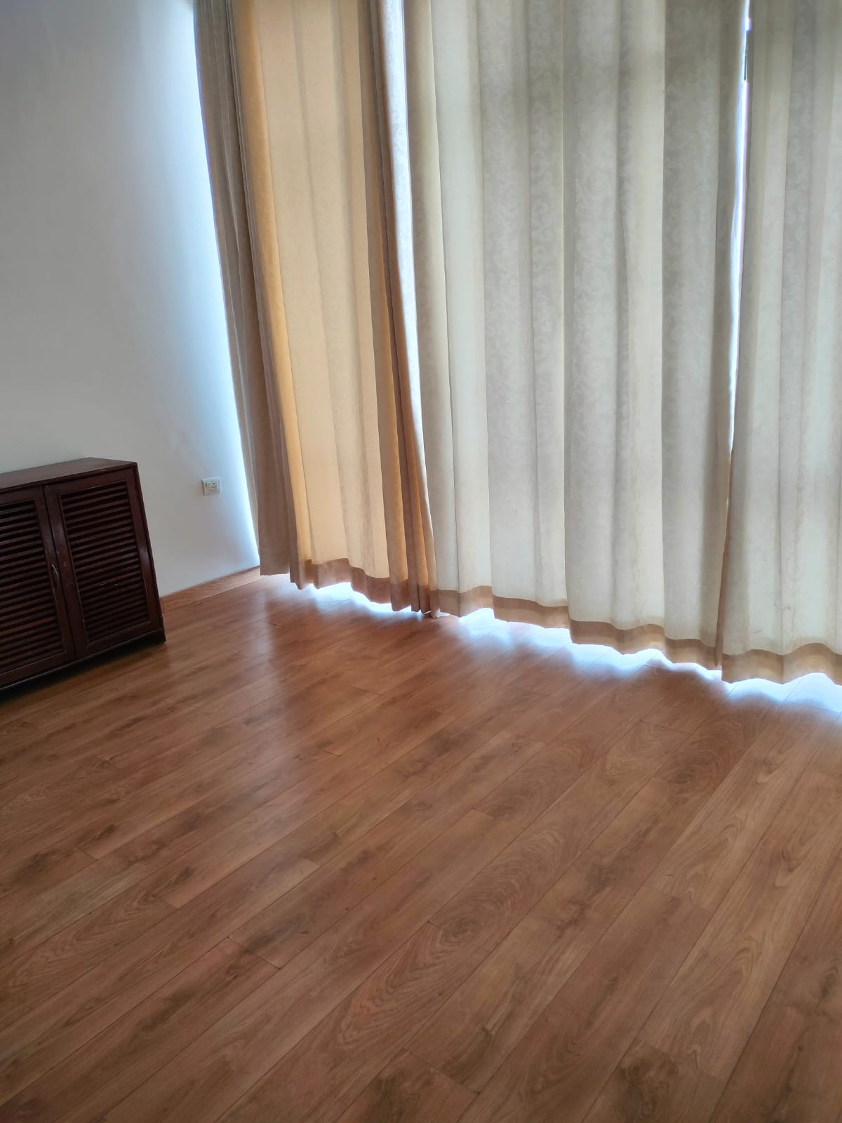 4 BHK for rent in Ghata, Gurugram — semi-furnished — 2810 sq.ft