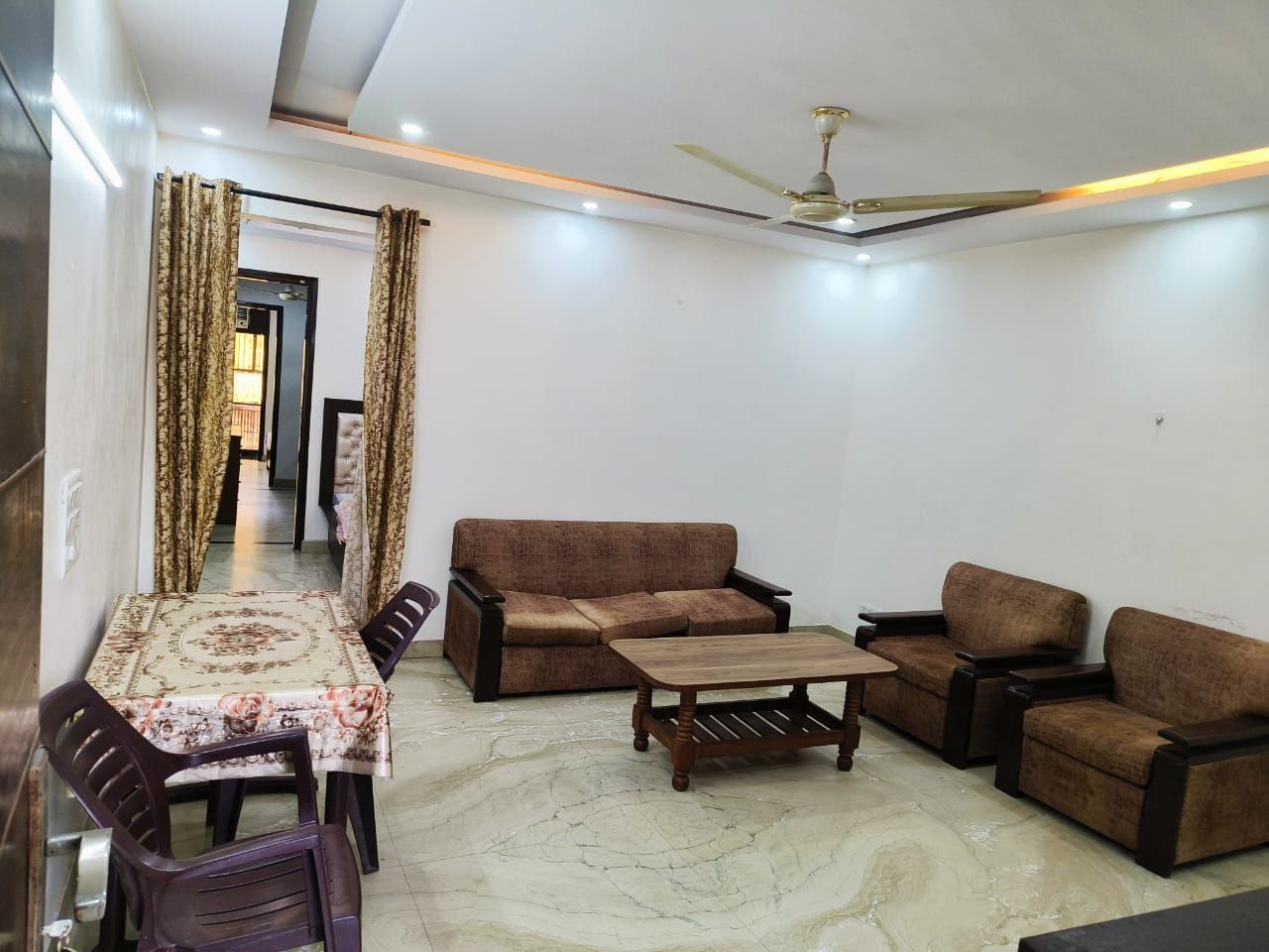 4 BHK for rent in Manesar Sector 1a, Gurugram — unfurnished — 500 sq.ft — DLF Express Greens
