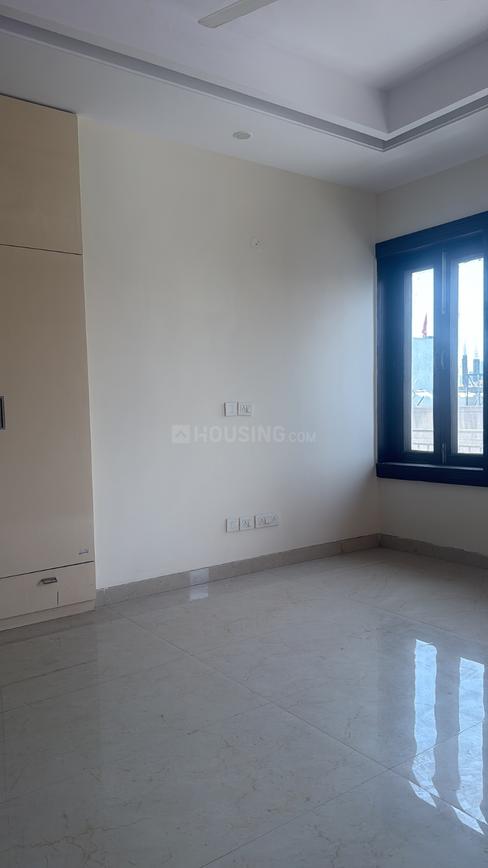 4 BHK for rent in Palam Vihar, Gurugram — semi-furnished — 2000 sq.ft