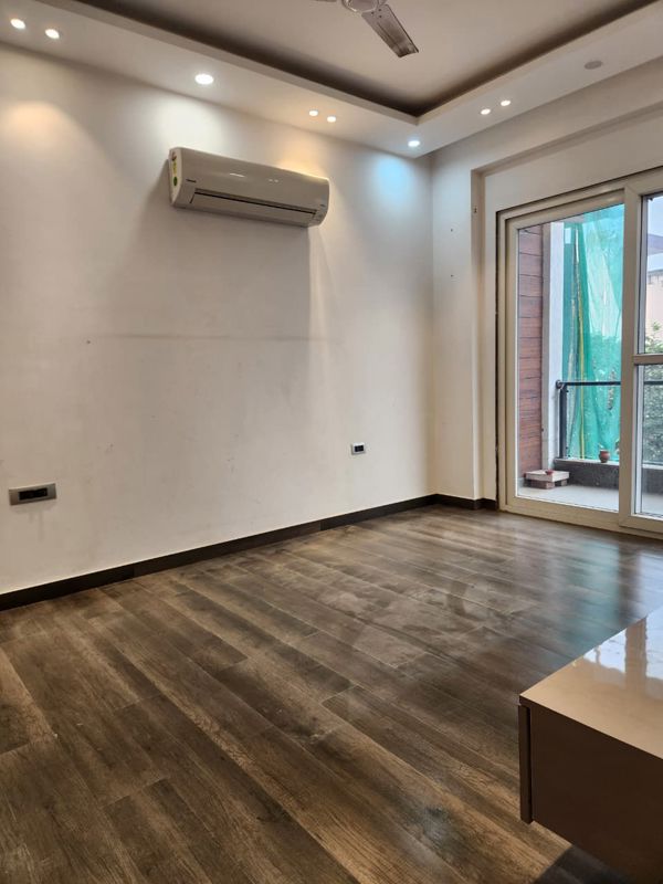4 BHK for rent in Palam Vihar, Gurugram — semi-furnished — 2311 sq.ft