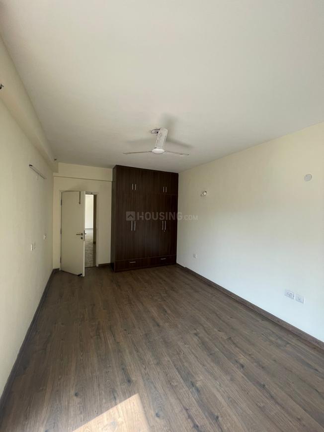 4 BHK for rent in Sector 102, Gurugram — semi-furnished — 2000 sq.ft — Emaar Imperial Gardens