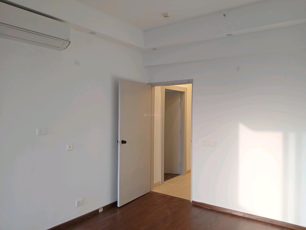 4 BHK for rent in Sector 106, Gurugram — semi-furnished — 1580 sq.ft — Paras Dews