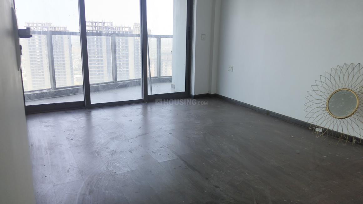 4 BHK for rent in Sector 106, Gurugram — semi-furnished — 2200 sq.ft — Paras Dews