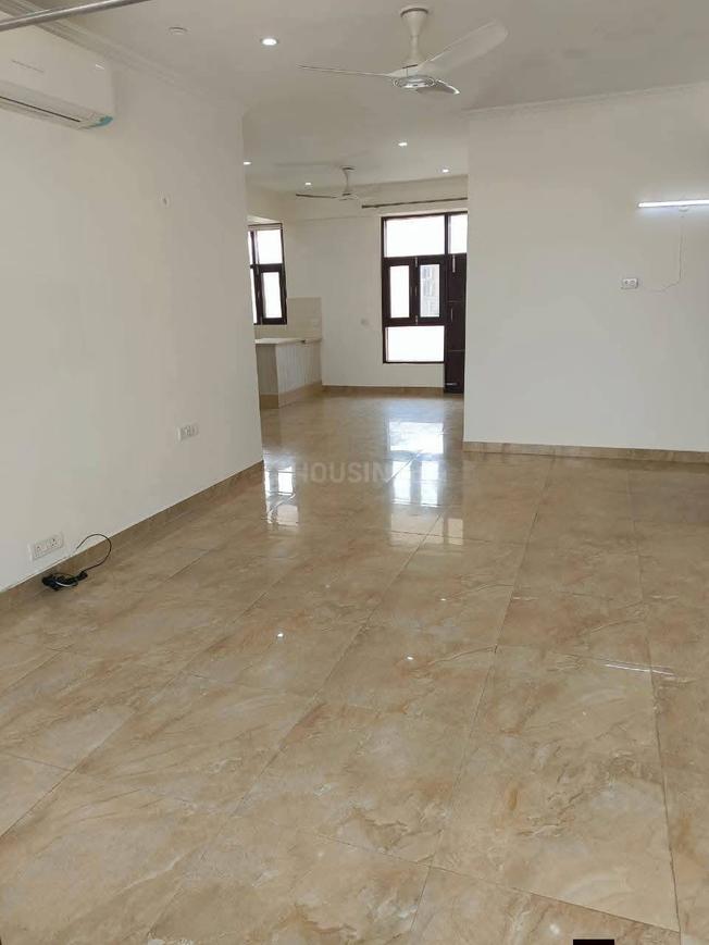 4 BHK for rent in Sector 106, Gurugram — semi-furnished — 4100 sq.ft — Paras Dews