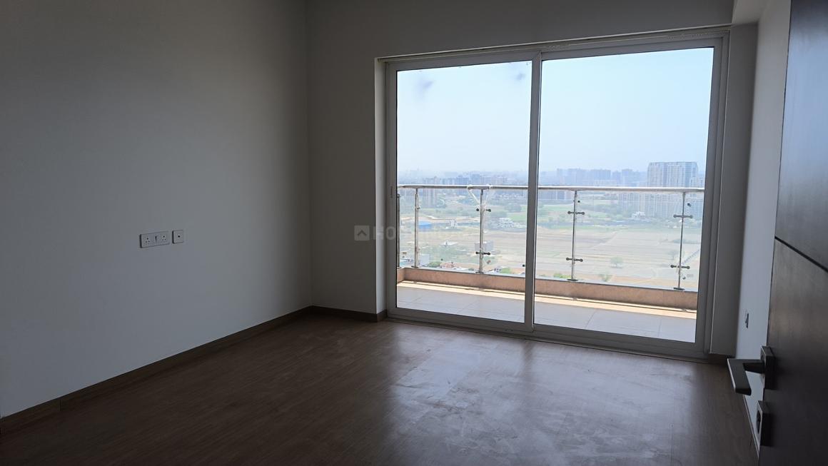 4 BHK for rent in Sector 106, Gurugram — semi-furnished — 2003 sq.ft — Godrej Meridien