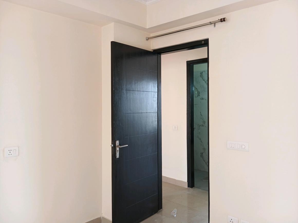 4 BHK for rent in Sector 109, Gurugram — semi-furnished — 3600 sq.ft — Solutrean Caladium