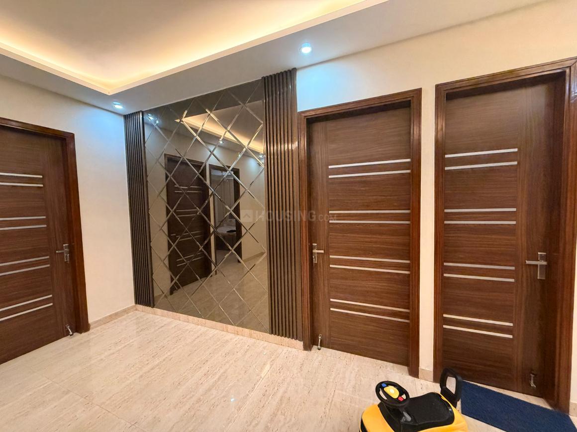 4 BHK for rent in Sector 10A, Gurugram — semi-furnished — 2520 sq.ft